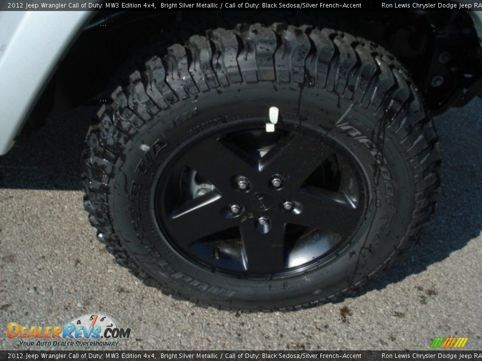 2012 Jeep Wrangler Call of Duty: MW3 Edition 4x4 Bright Silver Metallic / Call of Duty: Black Sedosa/Silver French-Accent Photo #10