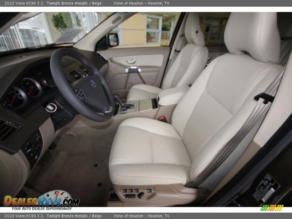 Beige Interior - 2013 Volvo XC90 3.2 Photo #5