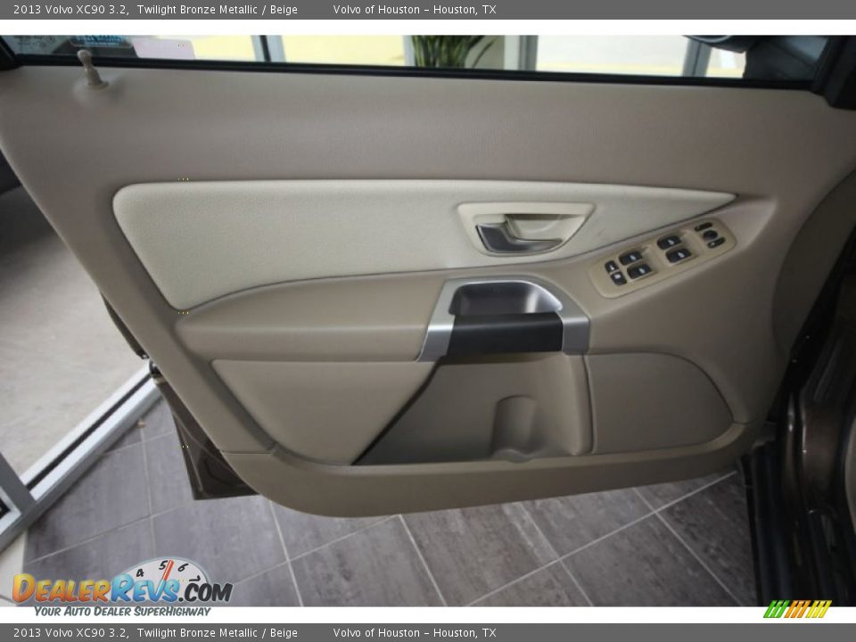 Door Panel of 2013 Volvo XC90 3.2 Photo #8