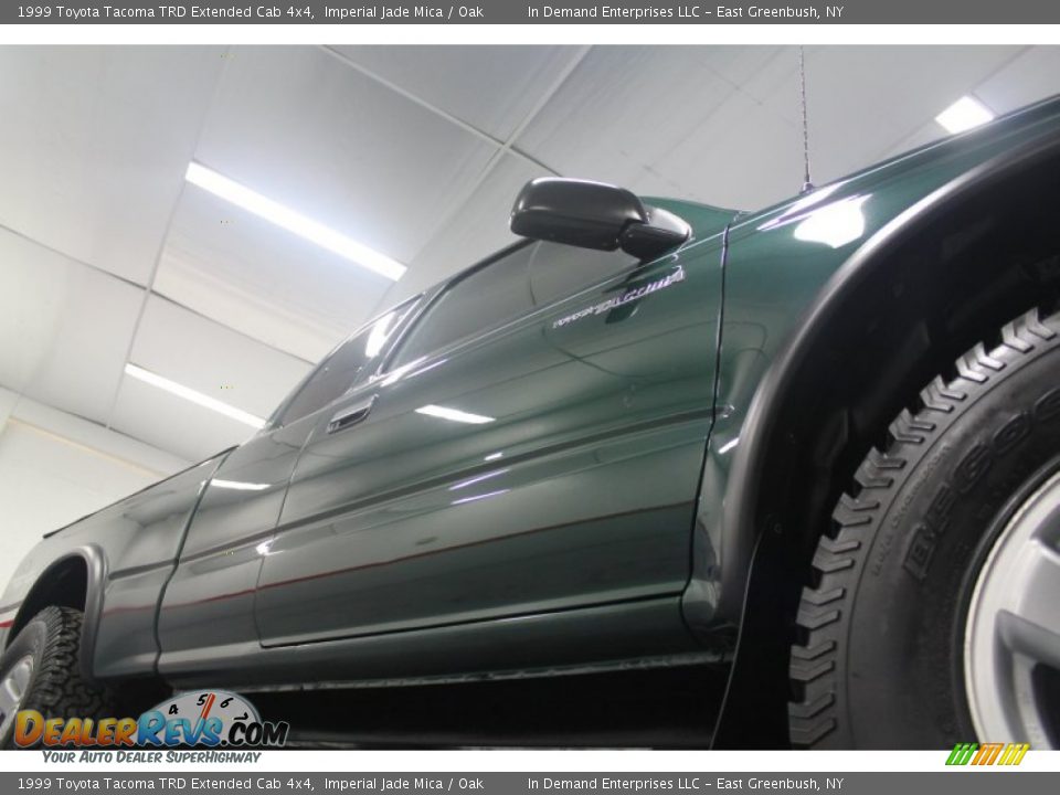 1999 Toyota Tacoma TRD Extended Cab 4x4 Imperial Jade Mica / Oak Photo #35