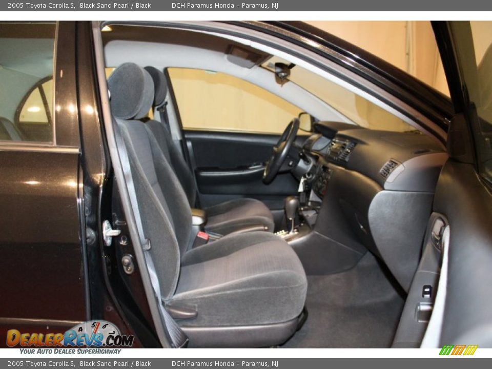 2005 Toyota Corolla S Black Sand Pearl / Black Photo #21