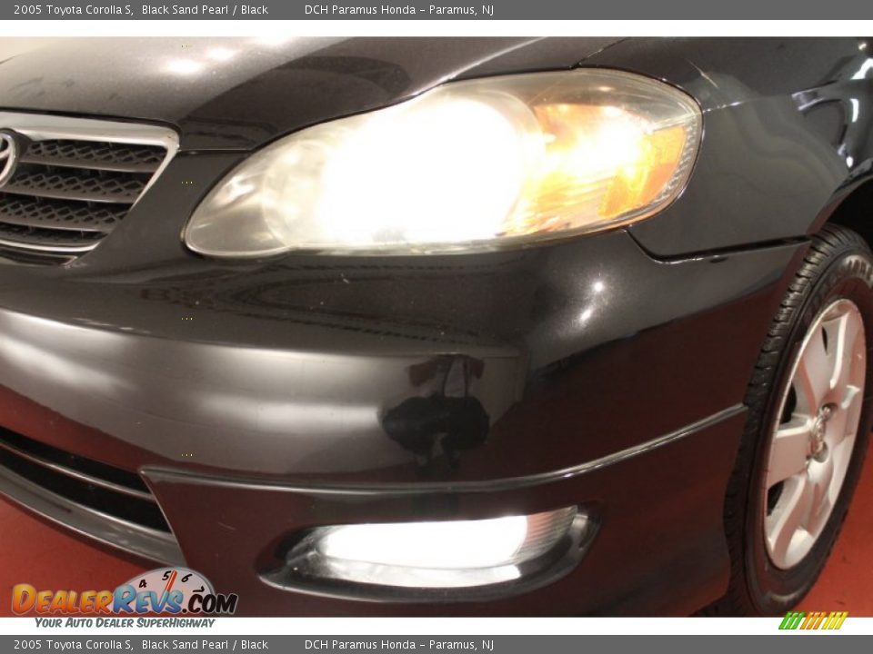 2005 Toyota Corolla S Black Sand Pearl / Black Photo #23