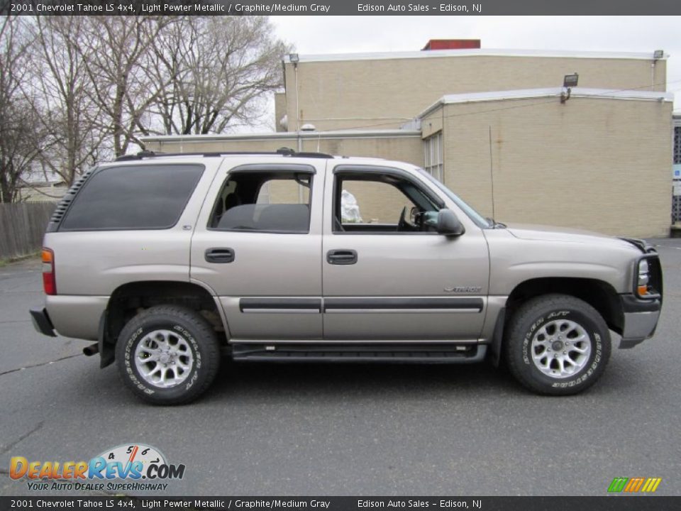 2001 Chevrolet Tahoe LS 4x4 Light Pewter Metallic / Graphite/Medium Gray Photo #9
