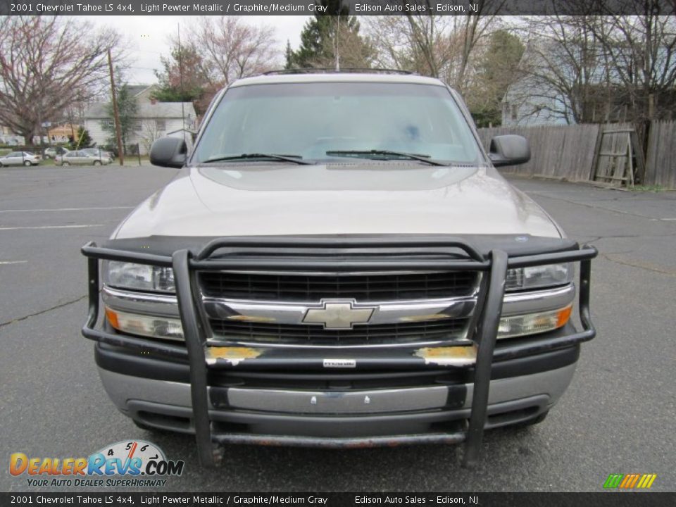 2001 Chevrolet Tahoe LS 4x4 Light Pewter Metallic / Graphite/Medium Gray Photo #12