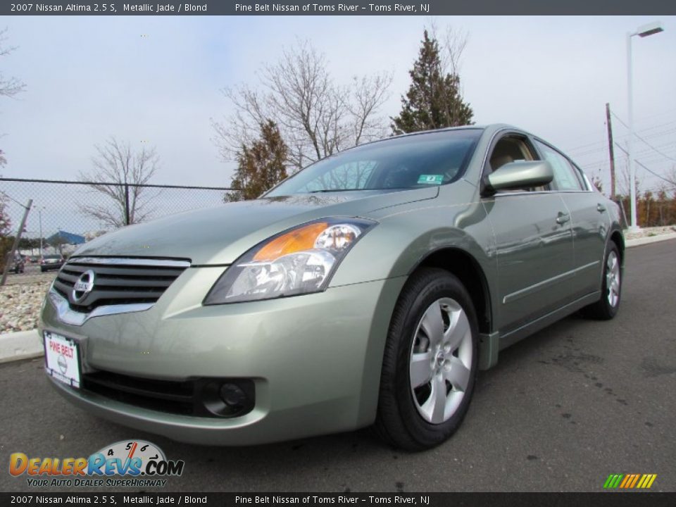 Front 3/4 View of 2007 Nissan Altima 2.5 S Photo #1