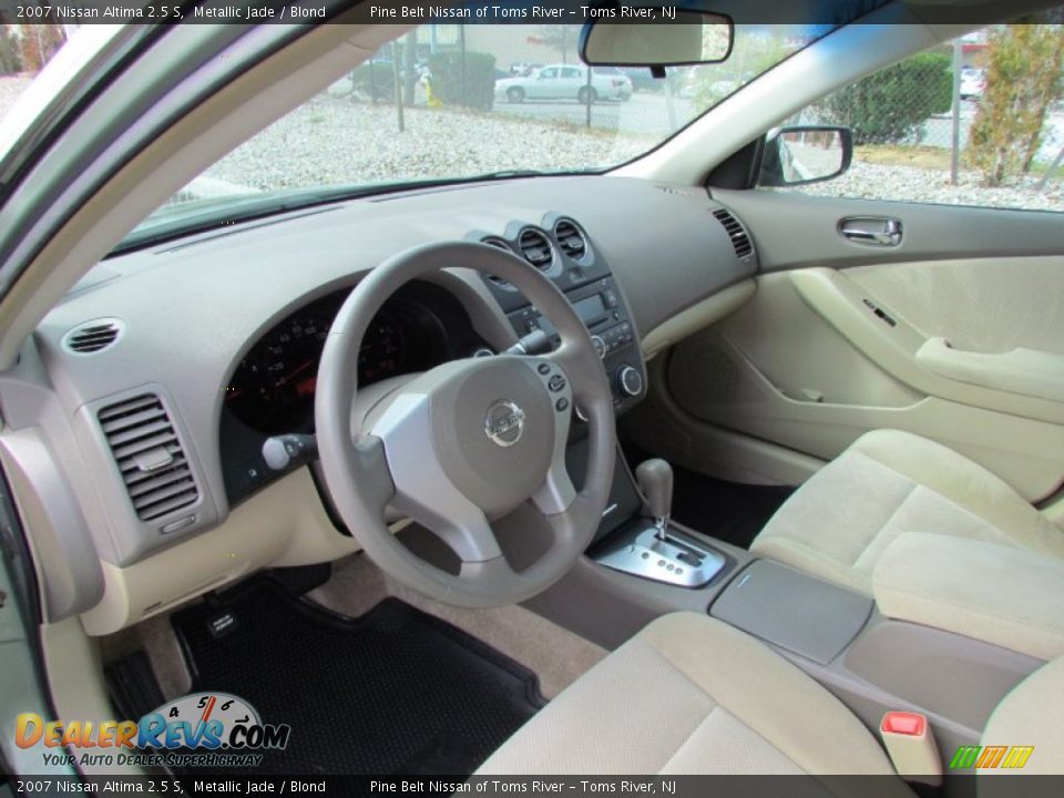 Blond Interior - 2007 Nissan Altima 2.5 S Photo #9