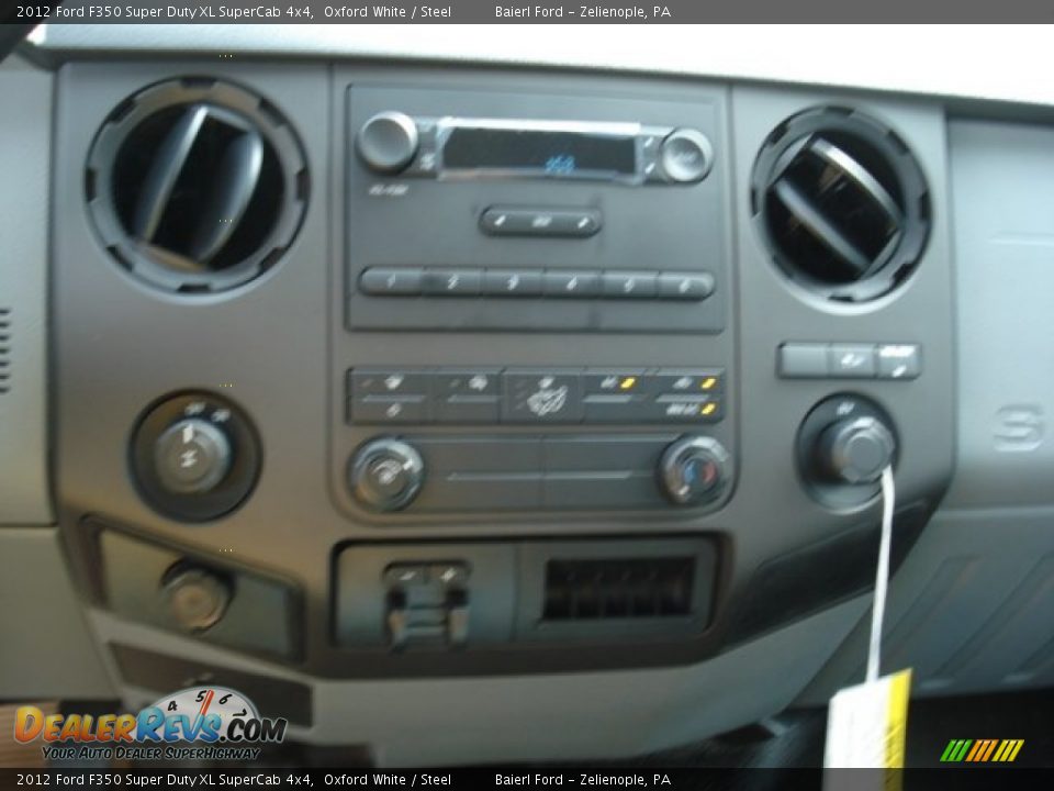 2012 Ford F350 Super Duty XL SuperCab 4x4 Oxford White / Steel Photo #17