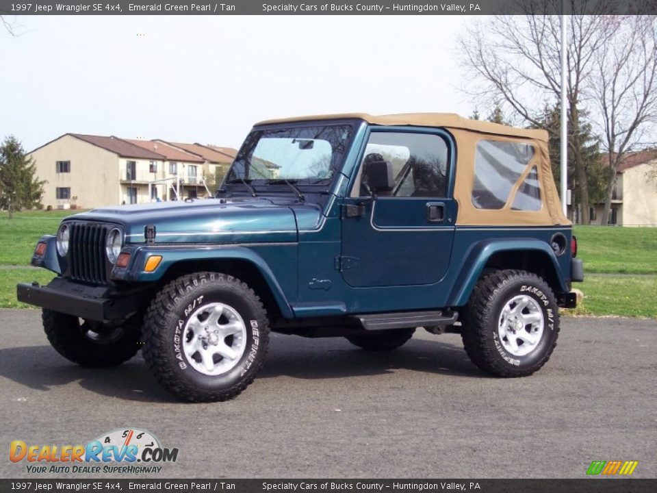1997 Jeep Wrangler SE 4x4 Emerald Green Pearl / Tan Photo #1