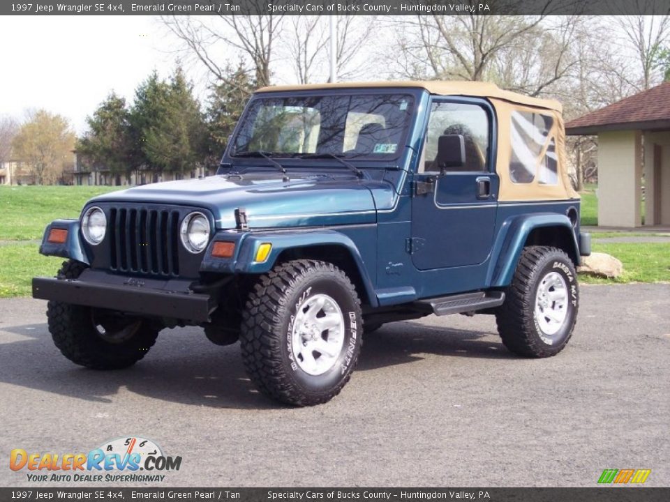 1997 Jeep Wrangler SE 4x4 Emerald Green Pearl / Tan Photo #2