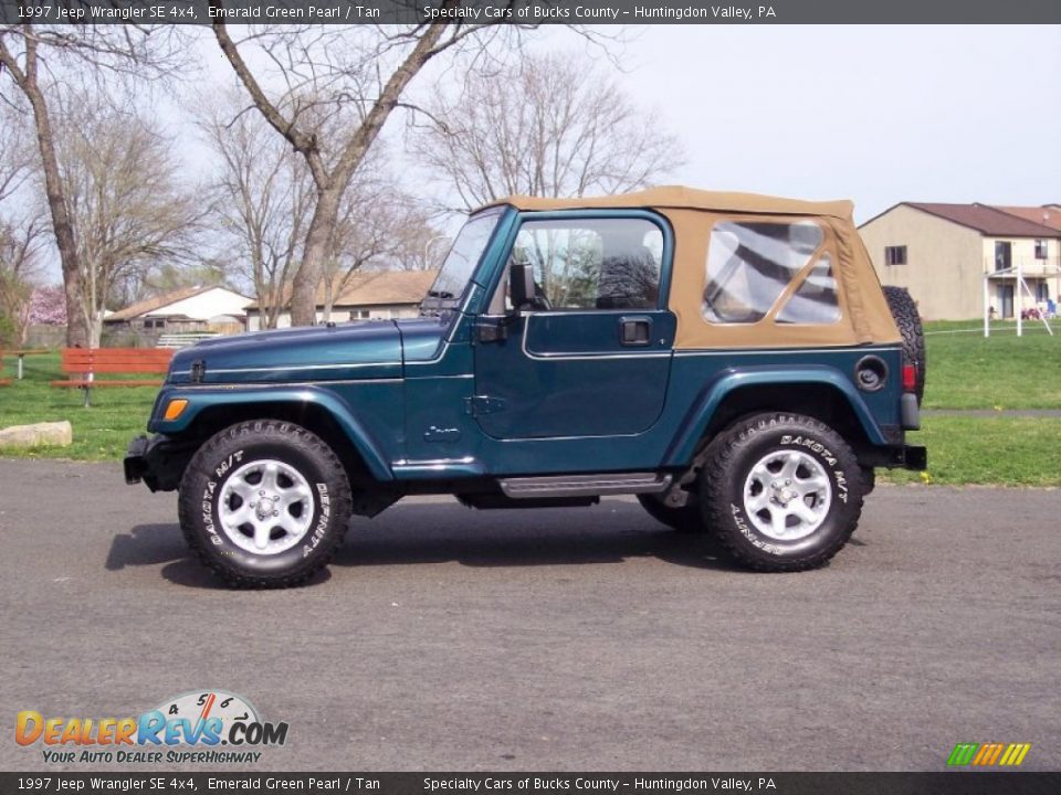 1997 Jeep Wrangler SE 4x4 Emerald Green Pearl / Tan Photo #3