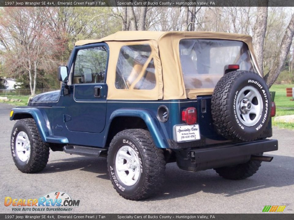 1997 Jeep Wrangler SE 4x4 Emerald Green Pearl / Tan Photo #6