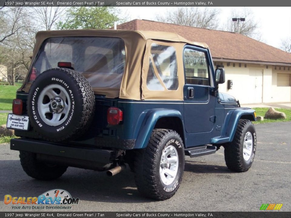 1997 Jeep Wrangler SE 4x4 Emerald Green Pearl / Tan Photo #15
