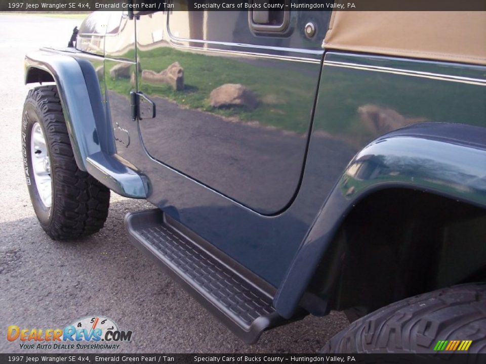 1997 Jeep Wrangler SE 4x4 Emerald Green Pearl / Tan Photo #27