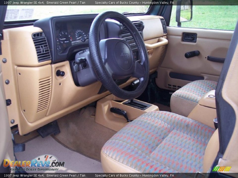 1997 Jeep Wrangler SE 4x4 Emerald Green Pearl / Tan Photo #36
