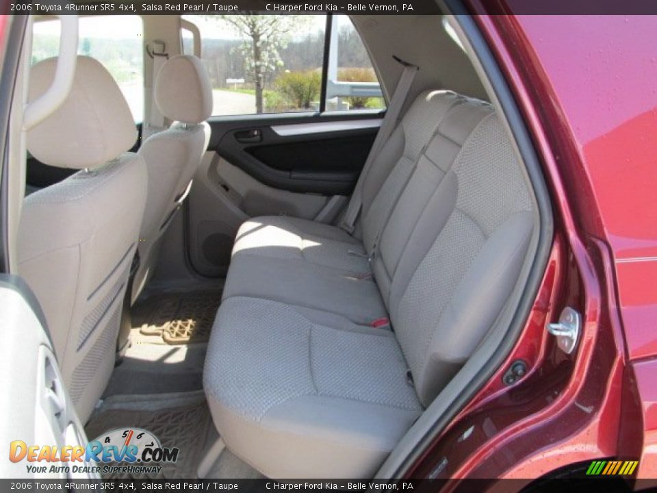 2006 Toyota 4Runner SR5 4x4 Salsa Red Pearl / Taupe Photo #22