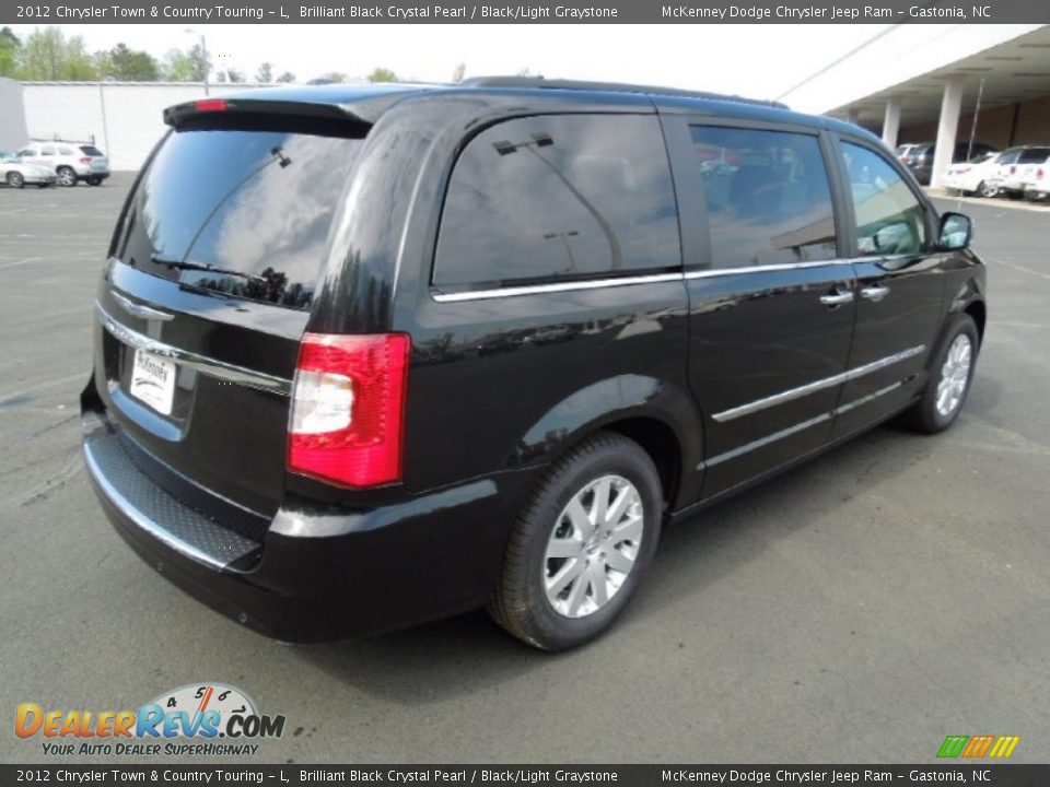 2012 Chrysler Town & Country Touring - L Brilliant Black Crystal Pearl / Black/Light Graystone Photo #6