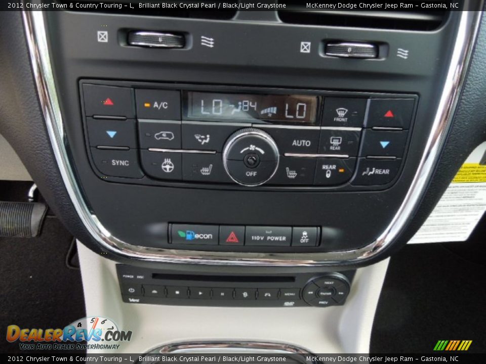 2012 Chrysler Town & Country Touring - L Brilliant Black Crystal Pearl / Black/Light Graystone Photo #11