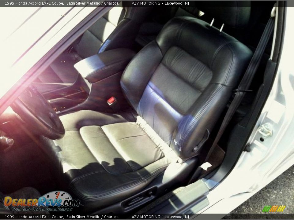 1999 Honda Accord EX-L Coupe Satin Silver Metallic / Charcoal Photo #17