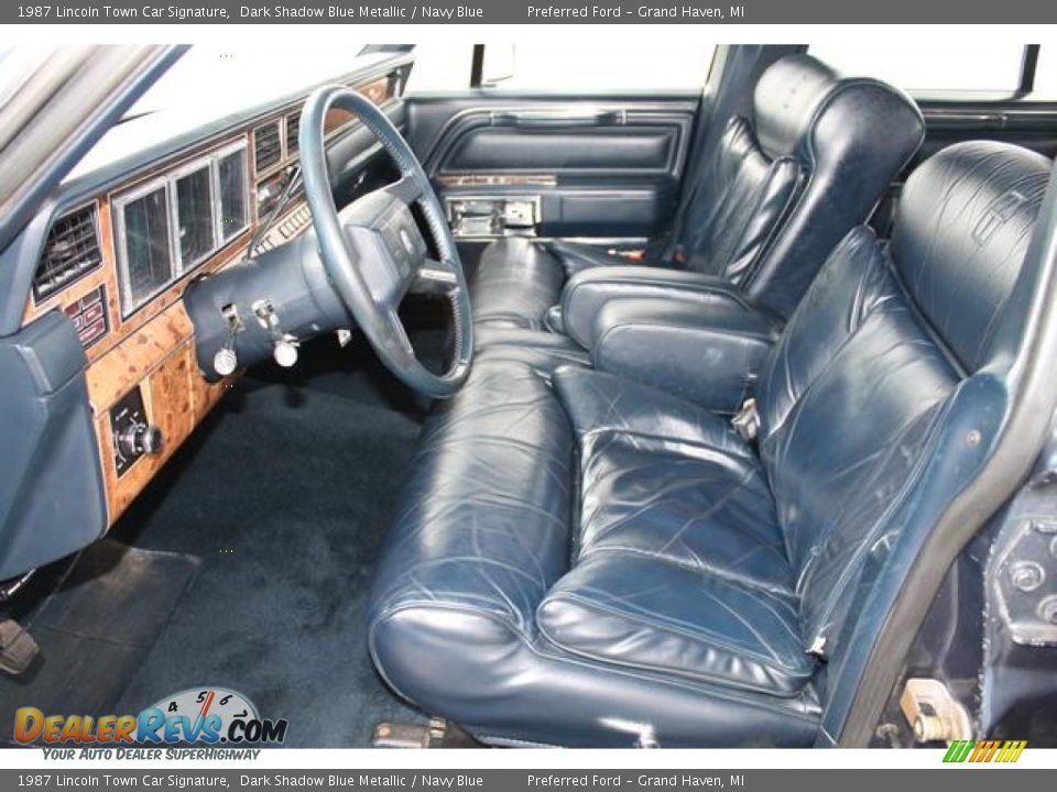 Navy Blue Interior - 1987 Lincoln Town Car Signature Photo #4