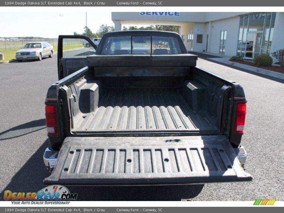 1994 Dodge Dakota SLT Extended Cab 4x4 Black / Gray Photo #20