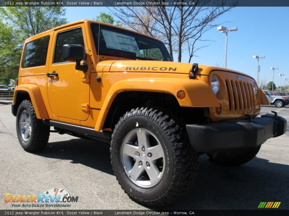 Front 3/4 View of 2012 Jeep Wrangler Rubicon 4X4 Photo #4