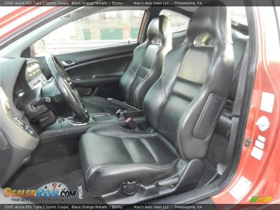 Front Seat of 2005 Acura RSX Type S Sports Coupe Photo #6