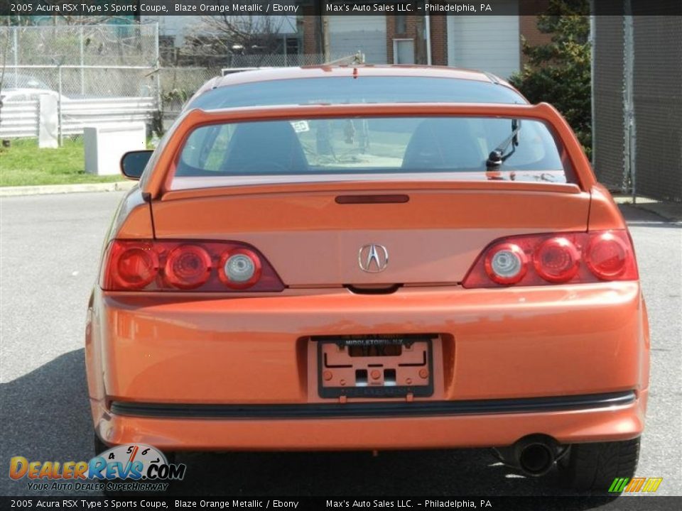 2005 Acura RSX Type S Sports Coupe Blaze Orange Metallic / Ebony Photo #33