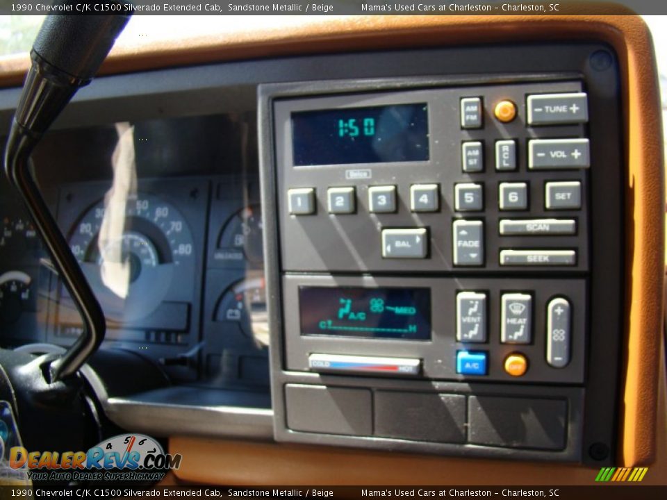 1990 Chevrolet C/K C1500 Silverado Extended Cab Sandstone Metallic / Beige Photo #23