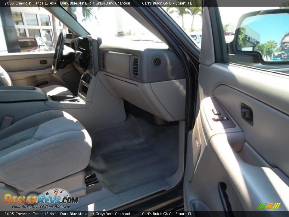 2005 Chevrolet Tahoe LS 4x4 Dark Blue Metallic / Gray/Dark Charcoal Photo #16