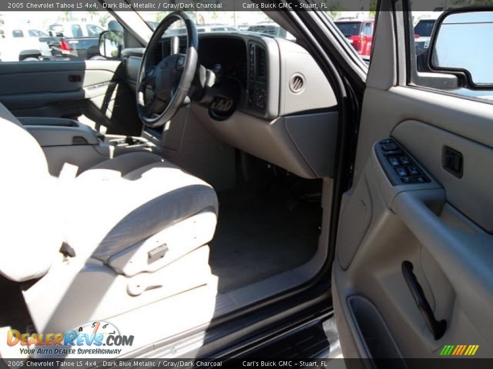 2005 Chevrolet Tahoe LS 4x4 Dark Blue Metallic / Gray/Dark Charcoal Photo #31