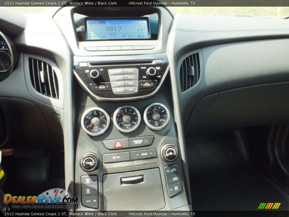 Controls of 2013 Hyundai Genesis Coupe 2.0T Photo #15