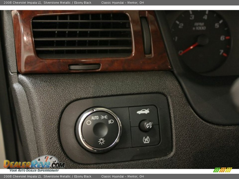 2008 Chevrolet Impala LS Silverstone Metallic / Ebony Black Photo #7