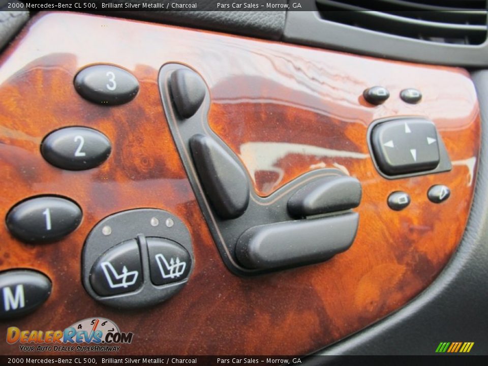 Controls of 2000 Mercedes-Benz CL 500 Photo #8