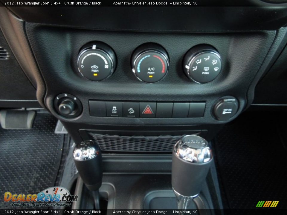 Controls of 2012 Jeep Wrangler Sport S 4x4 Photo #12