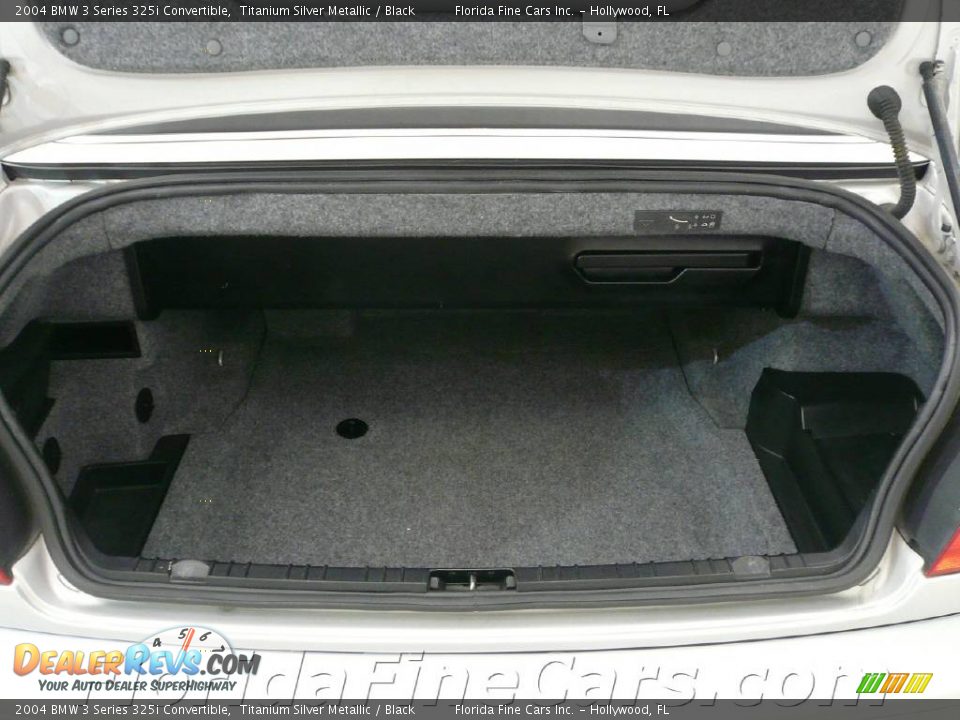 2004 BMW 3 Series 325i Convertible Titanium Silver Metallic / Black Photo #11