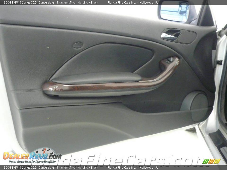 2004 BMW 3 Series 325i Convertible Titanium Silver Metallic / Black Photo #12