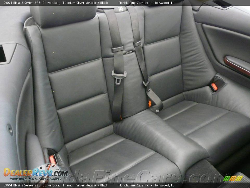 2004 BMW 3 Series 325i Convertible Titanium Silver Metallic / Black Photo #15
