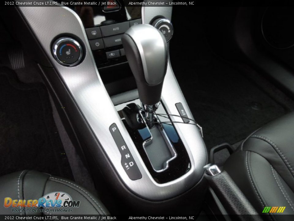 2012 Chevrolet Cruze LTZ/RS Shifter Photo #16