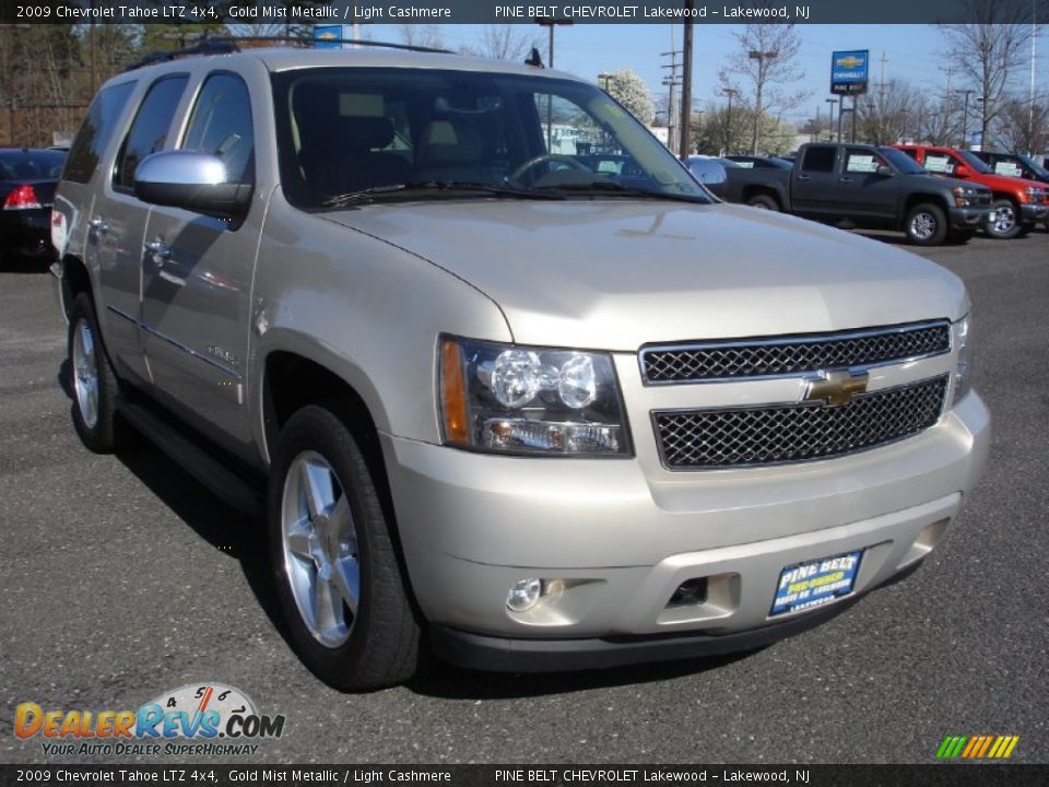 2009 Chevrolet Tahoe LTZ 4x4 Gold Mist Metallic / Light Cashmere Photo #3