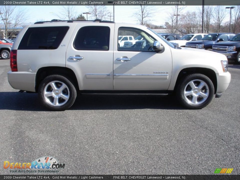 2009 Chevrolet Tahoe LTZ 4x4 Gold Mist Metallic / Light Cashmere Photo #7