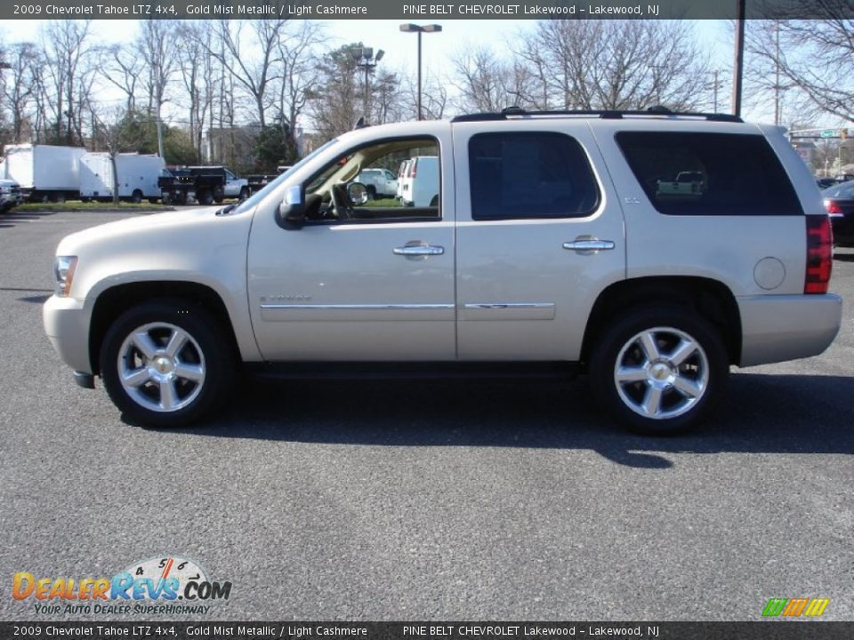 2009 Chevrolet Tahoe LTZ 4x4 Gold Mist Metallic / Light Cashmere Photo #9