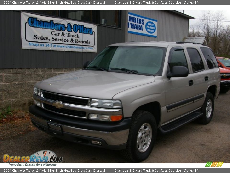 2004 Chevrolet Tahoe LS 4x4 Silver Birch Metallic / Gray/Dark Charcoal Photo #1