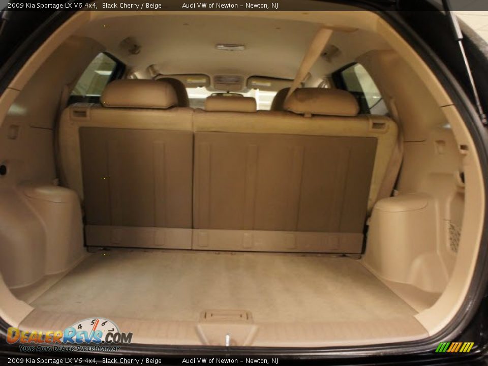 2009 Kia Sportage LX V6 4x4 Black Cherry / Beige Photo #19