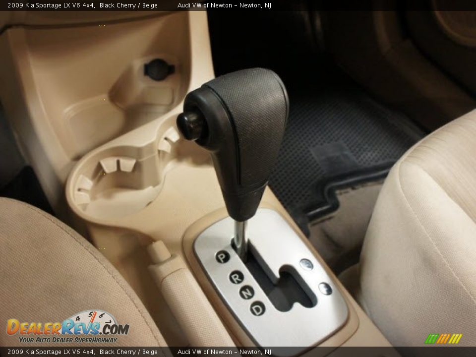 2009 Kia Sportage LX V6 4x4 Black Cherry / Beige Photo #29
