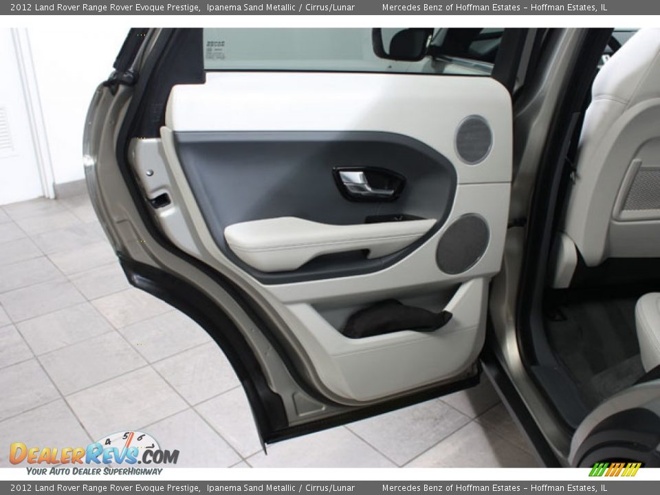 Door Panel of 2012 Land Rover Range Rover Evoque Prestige Photo #15
