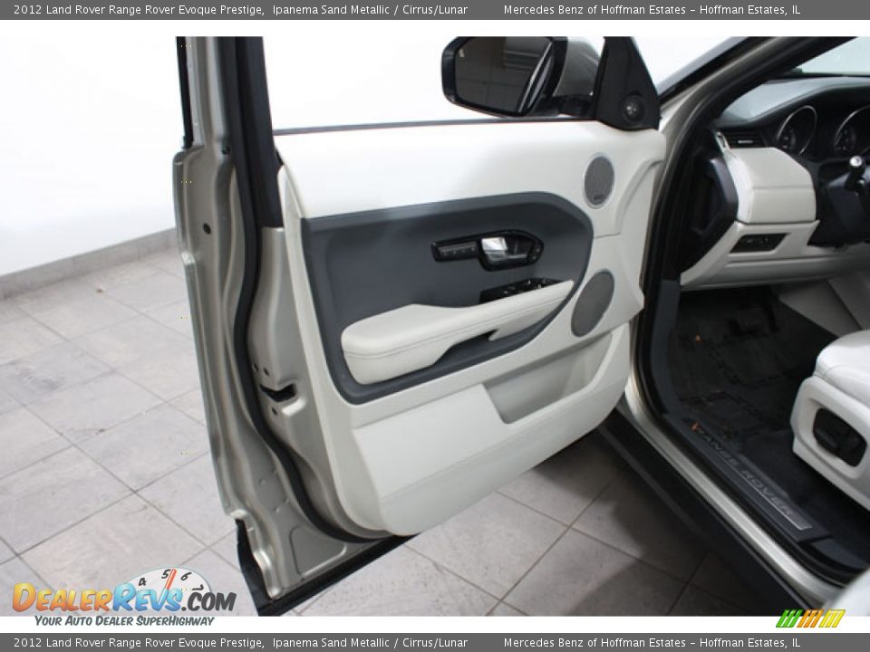 Door Panel of 2012 Land Rover Range Rover Evoque Prestige Photo #16