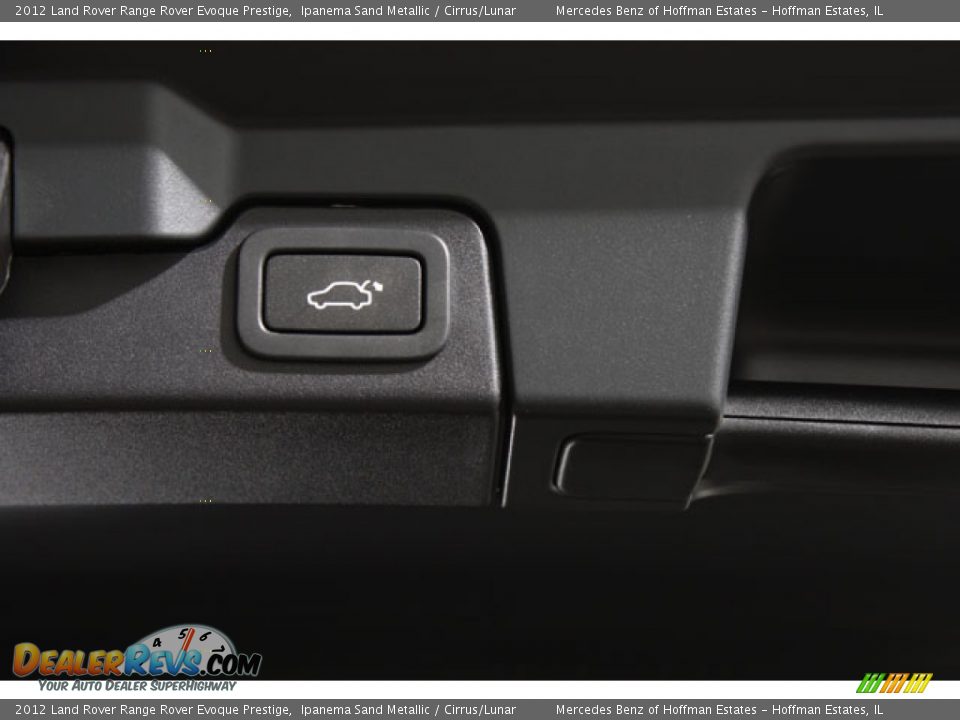 2012 Land Rover Range Rover Evoque Prestige Ipanema Sand Metallic / Cirrus/Lunar Photo #25