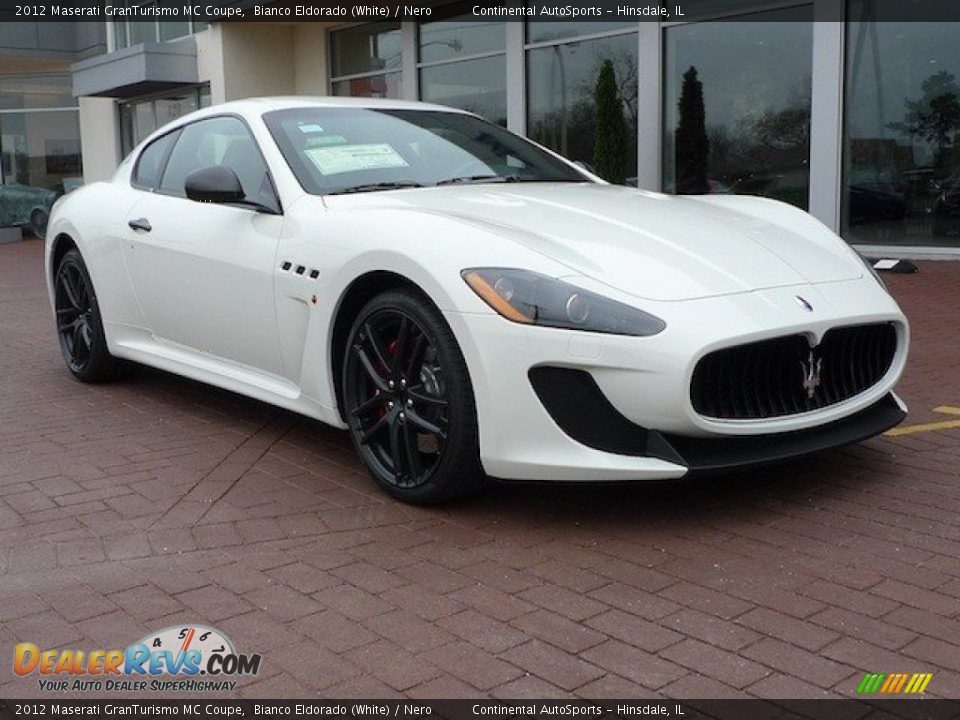 Front 3/4 View of 2012 Maserati GranTurismo MC Coupe Photo #2