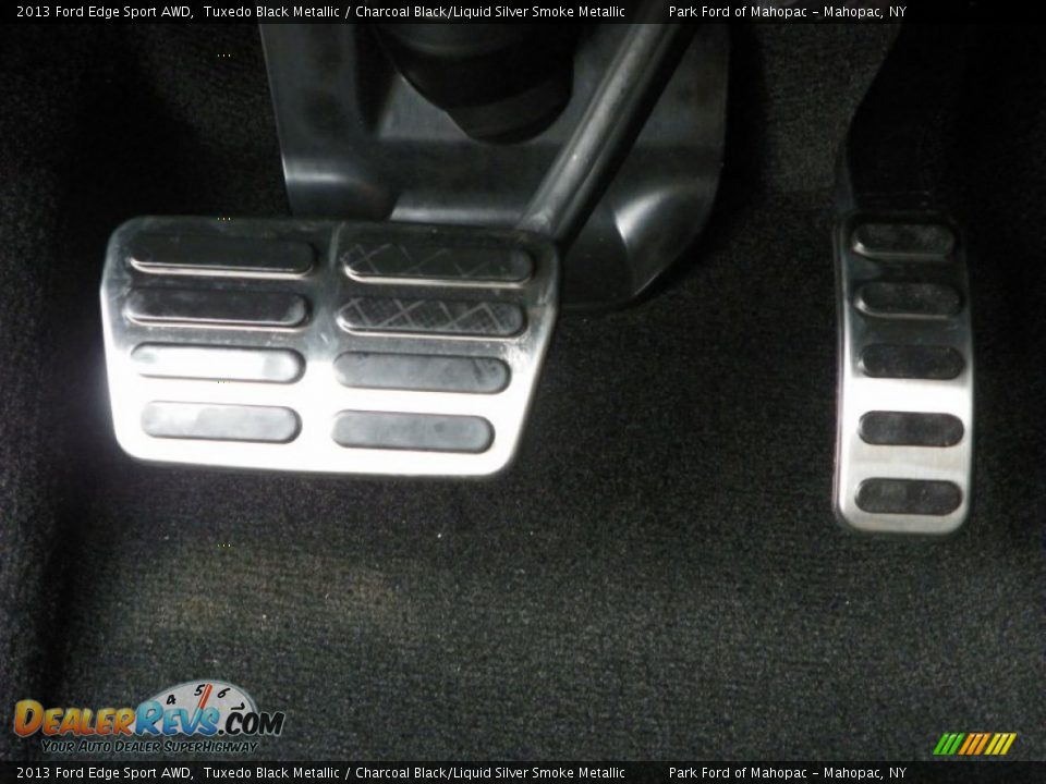 Controls of 2013 Ford Edge Sport AWD Photo #23