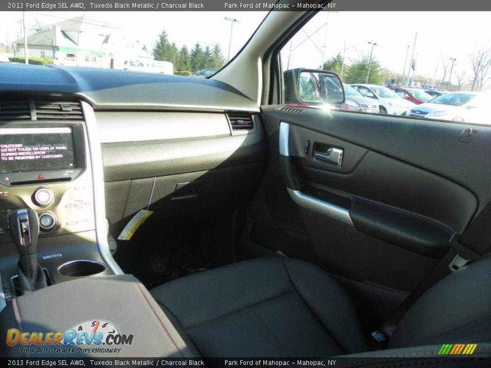 2013 Ford Edge SEL AWD Tuxedo Black Metallic / Charcoal Black Photo #25